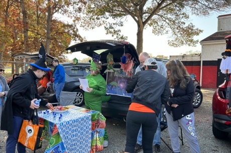 IMG_9154-Veronica-Garcia-trunk-or-treat-event