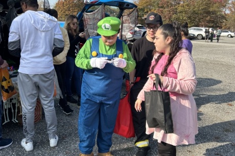 IMG_9157-Veronica-Garcia-trunk-or-treat-event